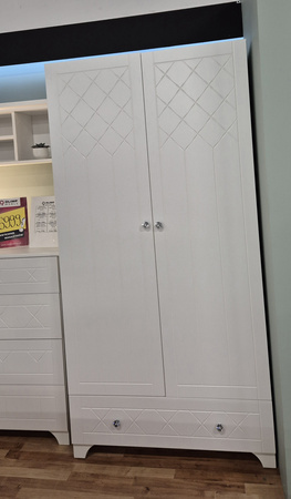 Zestaw mebli do pokoju młodzieżowego Royal White Meblik