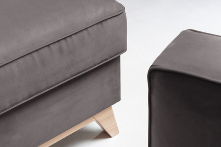 Sofa kanapa trzyosobowa w stylu skandynawskim na nóżkach do małego salonu ciemna Tosca MP Meble