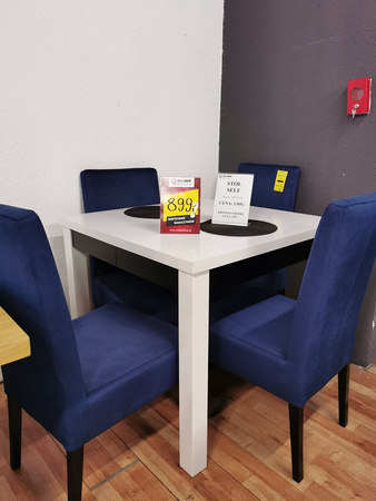 Stół rozkładany biały kwadratowy Self 