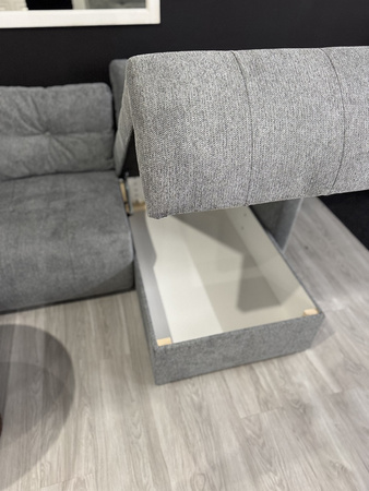 Narożnik nowoczesny rozkładany do małego salonu i pojemnikiem na pościel Amaro Bis 